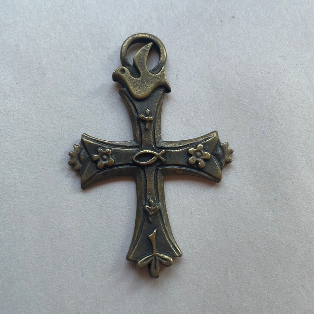 Antique color cross pendent